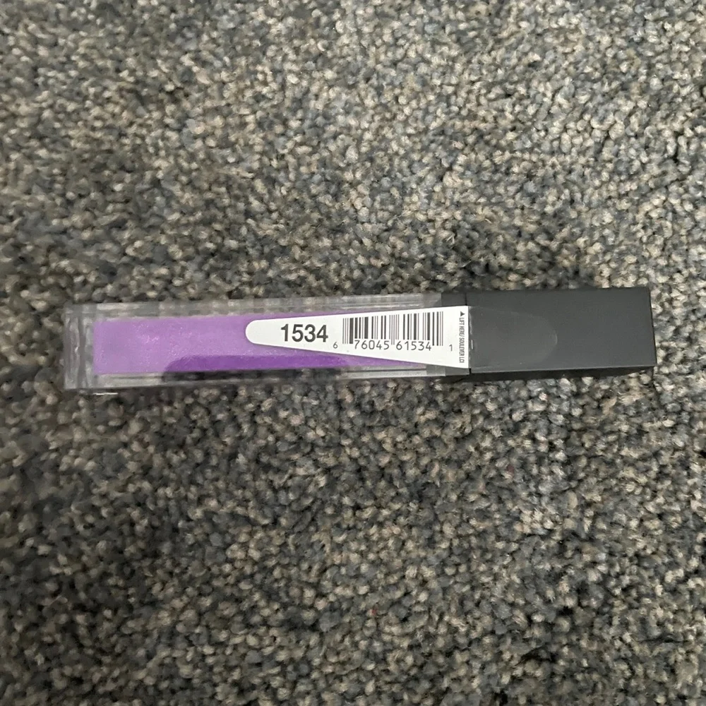 Hard🖤Candy Matte-Aholic Velvet Lip Mousse
